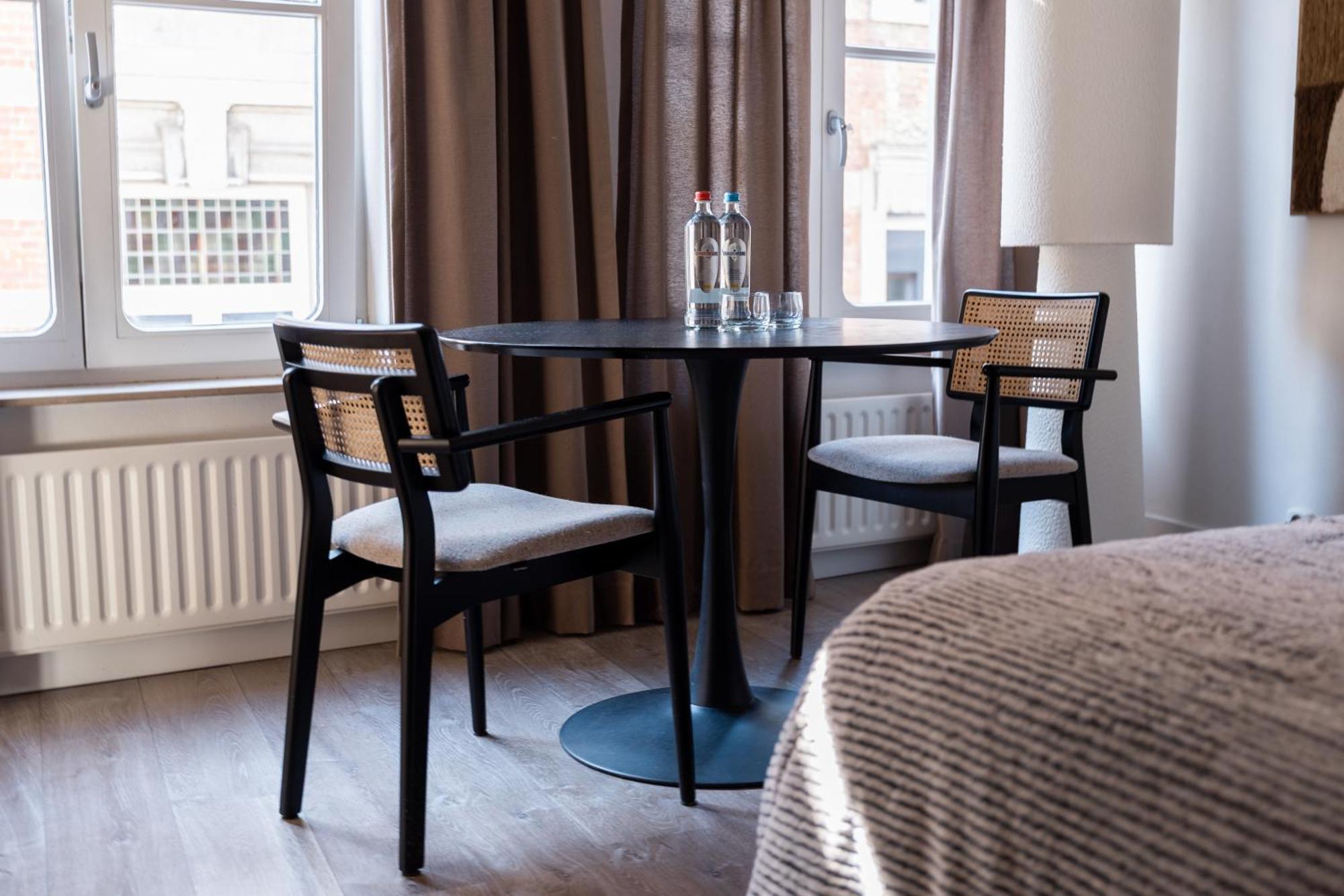 Le Virage Bistro En Hotel Маастрихт Экстерьер фото