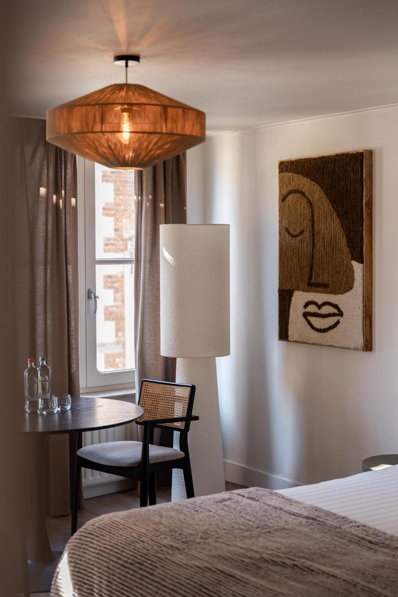 Le Virage Bistro En Hotel Маастрихт Экстерьер фото
