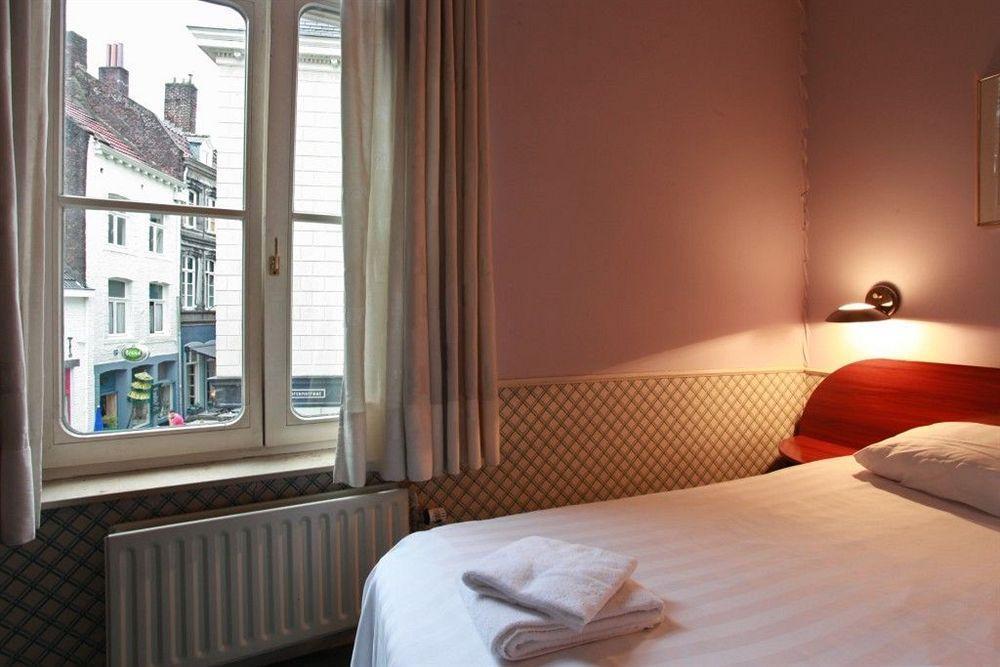 Le Virage Bistro En Hotel Маастрихт Экстерьер фото